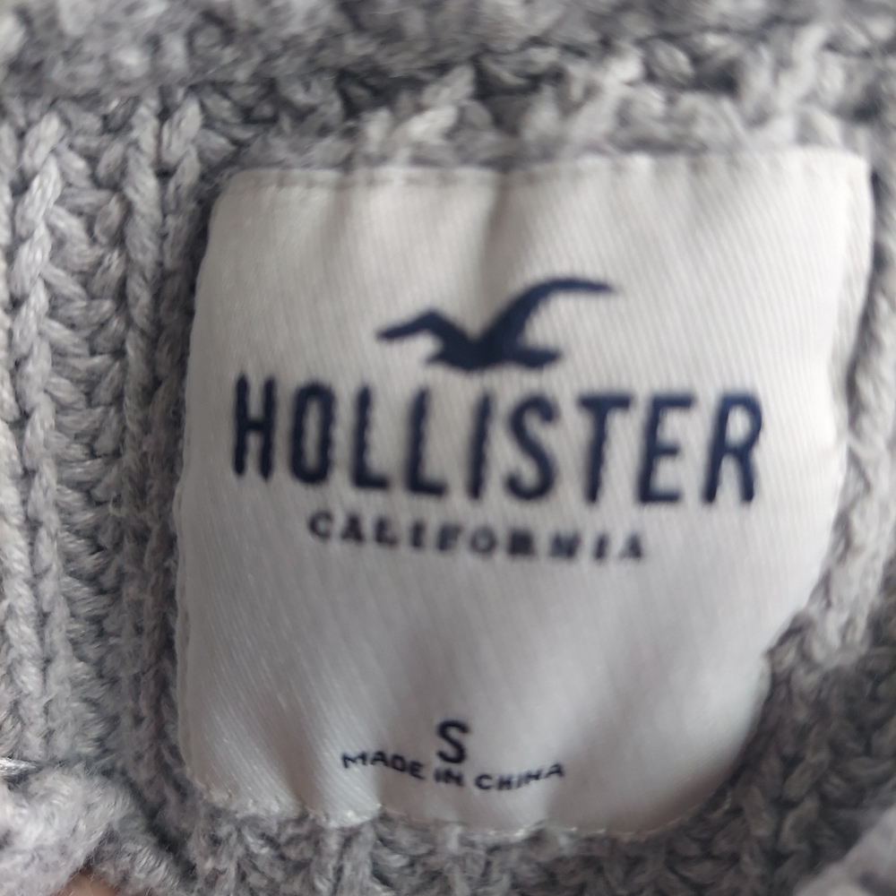 Sweater - Picture 2 of 3